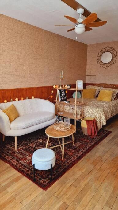 Studio 2 Pers Aux Inspirations 60S Chalon-sur-Saone Exterior photo