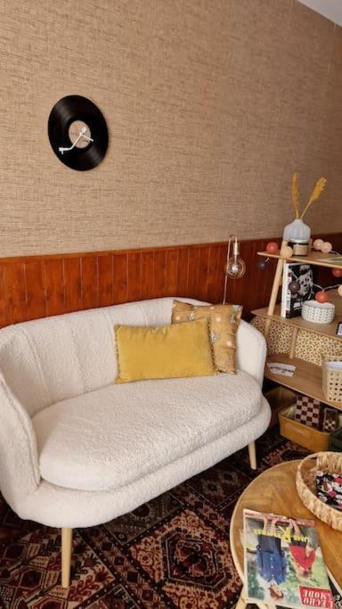 Studio 2 Pers Aux Inspirations 60S Chalon-sur-Saone Exterior photo